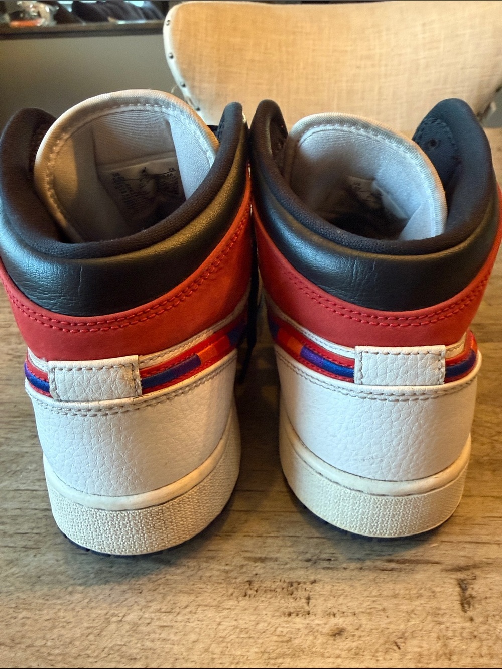 Jordan Kids' Nike High Tops Kids Size 5.5 - Picture 3 of 6